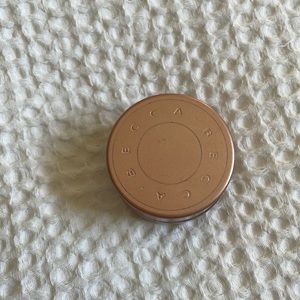 Becca under eye brightening corrector in light to medium - gently used